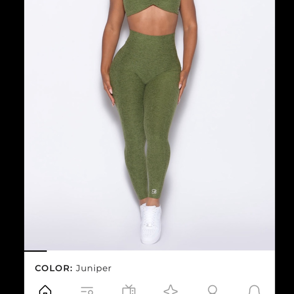 ❌❌FOUND❌❌ISO these Bombshell Leggings size M or S